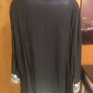 jennifer & grace Tops - Jennifer & Grace blouse jennifer & grace Tops - Jennifer & Grace blouse